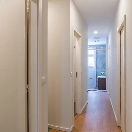 Zd Moreira Flats A By Portoproperties4you * Porto