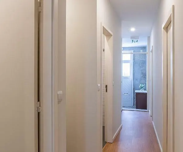 Zd Moreira Flats A By Portoproperties4you * Oporto